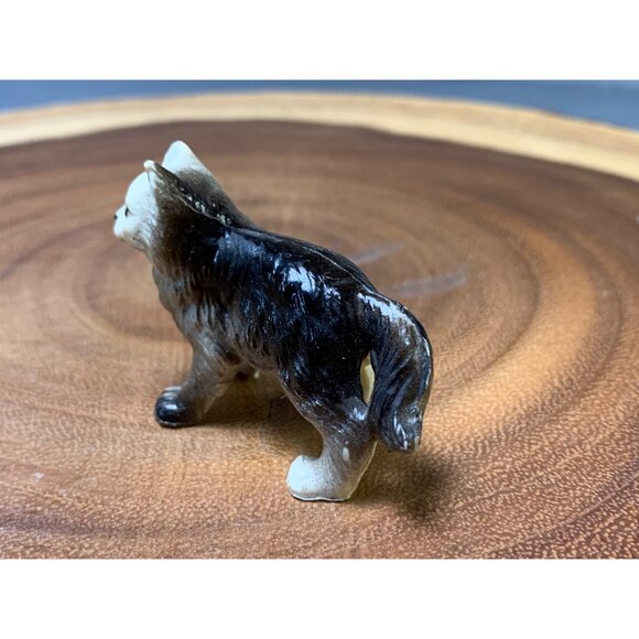 Vintage Miniature Hard Plastic Black & White Cat Figurine Collectible Decor - Picture 2 of 10